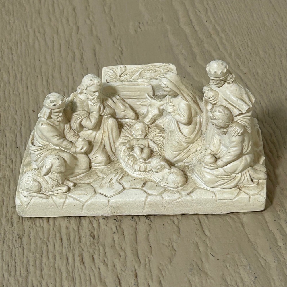 Artmark Nativity Scene Figurine Small Cream Religious Christmas‎ Decor Vintage